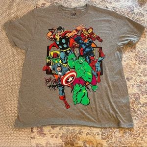 Marvel Avengers T shirt XL